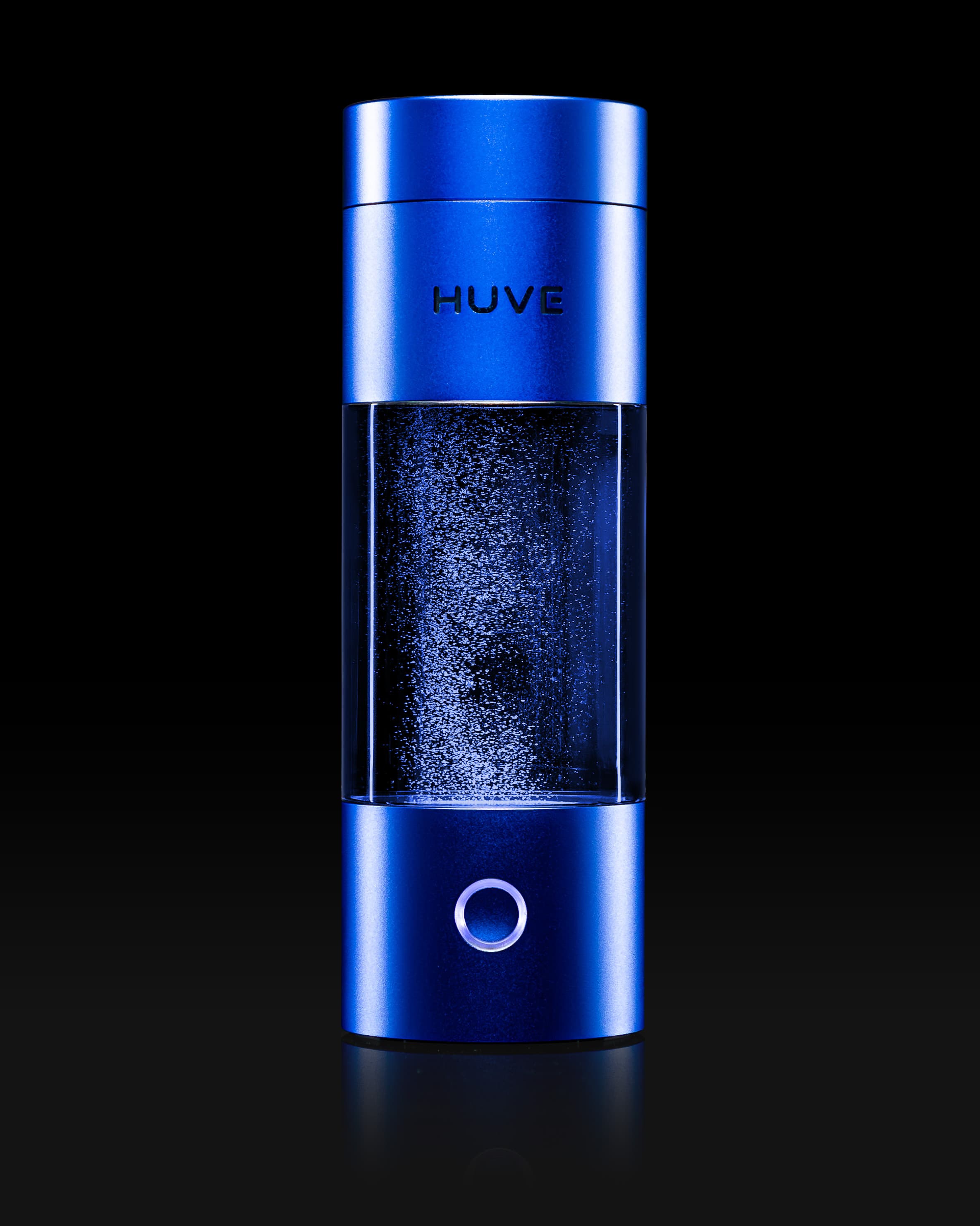 HUVE Perform in cobalt blue