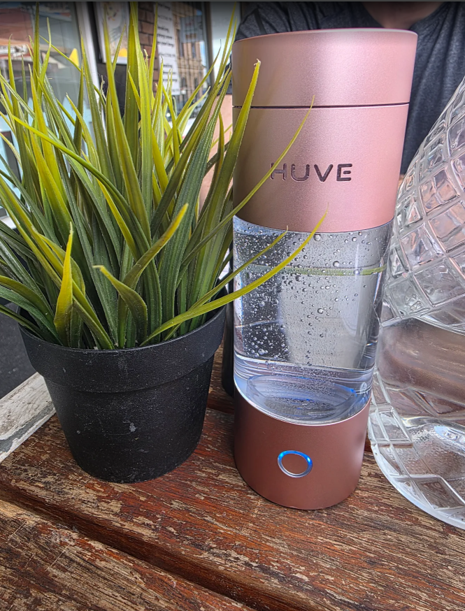 Pink huve bottle review from sam chu nov 2025